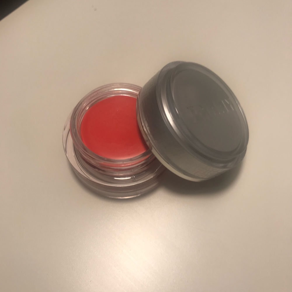 Trinny London Lip2Cheek in Pia, a bright peony pink